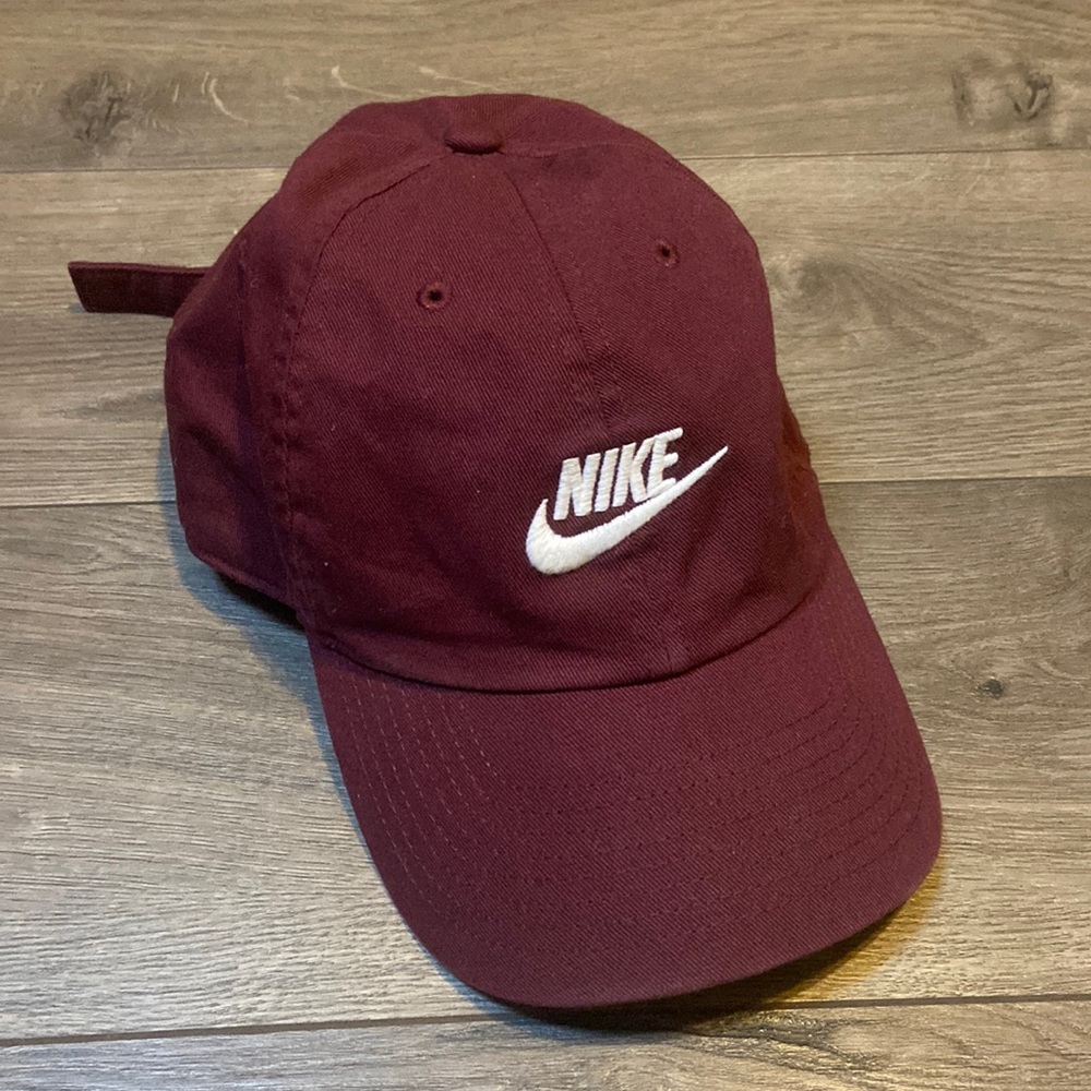 Maroon Nike Baseball Cap